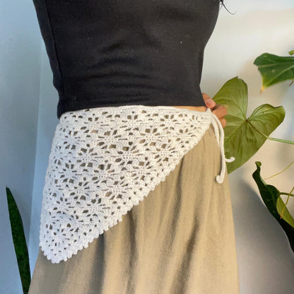 Crochet Wildflower Bandana Pattern Vintage Floral Headscarf | PDF Pattern